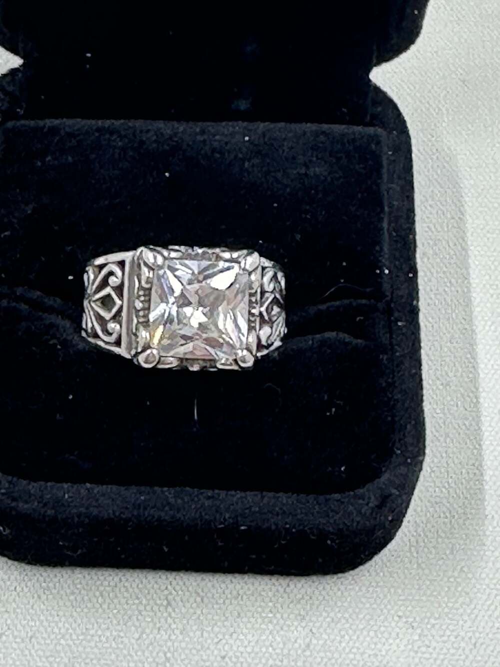 Silpada 'Uptown' R0981 Sterling Silver Princess Cut Cubic Zirconia Filigree Ring